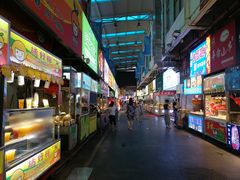 -海口骑楼小吃街