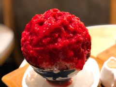 草莓牛奶沙冰-VIA TOKYO