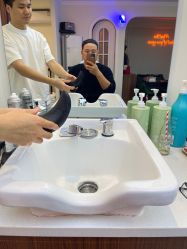 -理昂男士理发店 Barber shop