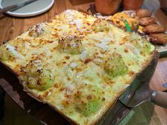 -Dragon Pizza•圆脸龙披萨·牛排餐厅