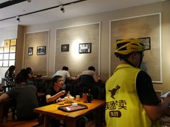 大堂-呼啦面馆·头牌豌杂面(爱琴海店)