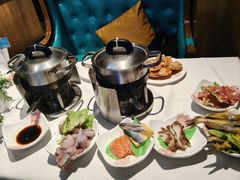 -领鲜活海鲜榴莲自助火锅(东门店)