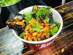 -黑色经典臭豆腐·湖南特产(坡子街特产局店)