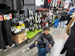 -迪卡侬(西三旗店)