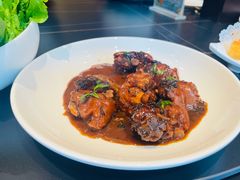 -鼎泰亨·海鲜牛肉餐厅(滨江店)