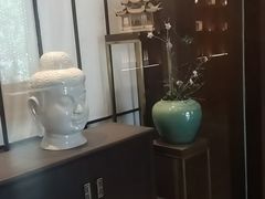 -AI住未来酒店(西安钟鼓楼五路口地铁站店)