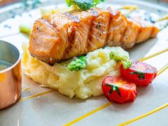 -昆山琶拉帝诗酒店·河畔咖啡厅Riverside Cafe