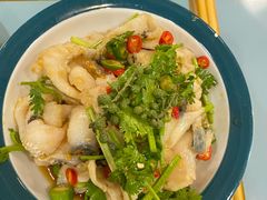 自制泡菜龙利鱼汤锅-付掌柜在成都·热炒砂锅集(金禾店)