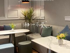 -潮一不贰·法式甜品·生日蛋糕·西式简餐(外滩店)