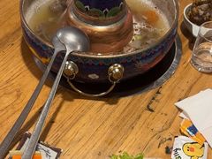 -毛辣果·贵州红酸汤牛肉火锅(西单店)