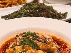 -渝信川菜 · 川味家常菜(财富购物中心店)