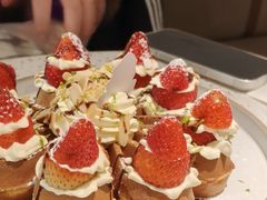 士多啤梨忌廉华夫-BE BRIGHT KITCHEN(正佳广场店)