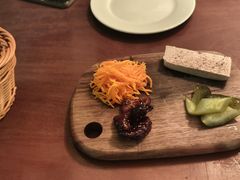 -羽深肉铺 Steak & Wine