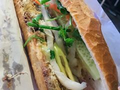 -Bánh Mì Huynh Hoa