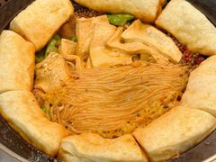 -哈尔滨烧烤·山河村铁锅炖(交大店)