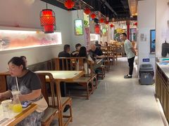 -春天里餐厅(西田城店)