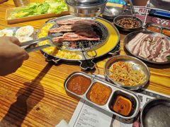 -青瓦炭韩潮烤肉(花园道店)