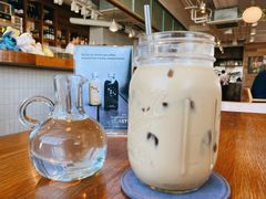 -ROAST coffee & eatery