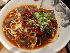-渝是乎川渝小炒(新世界百货望京店)