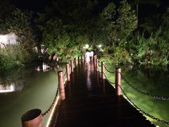 -水底山庄园温泉