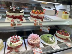 -花花卷卷·鲜食蛋糕(静安久光百货店)