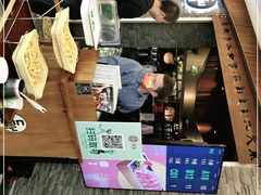 -湊湊火锅·茶憩(杭州湖滨银泰in77店)