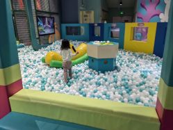 -探奇游乐园(烟台大悦城店)