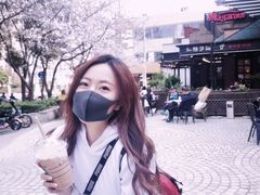 -玛格萝妮比萨屋(四平店)