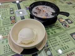 椰子冰淇淋-玉椰林甜品店(创始店)