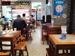-湘下佬·老长沙吃货铺(顺成·大融城店)