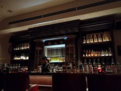 -DM Distiller & Mixologist Whisky Cocktail Bar