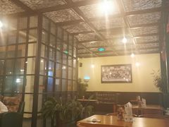 大堂-普兰达德国餐厅·德式脆皮烤猪肘·自酿啤酒(观唐店)