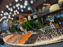 -领鲜活海鲜榴莲自助火锅(东门店)