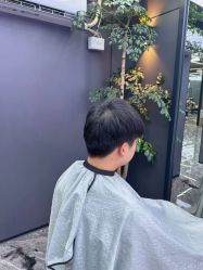 -藤野造型•烫染专业店