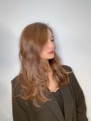 -FRIDAY星期五专业美发沙龙