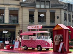 -王府井奥莱临潼小镇(临潼店)