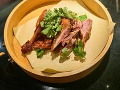 -川流不息·地道川菜·小龙虾(新松江路店)