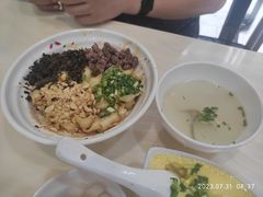-邓老汉燃面村(水井街店)