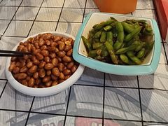 -顶峰夜宴·龙虾烧烤大排档(九江学院店)