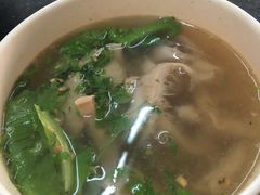 -飞厦老二手槌牛肉丸店