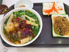 -伊穆祥牛肉面总店·清真