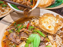 -方铲铲·成都板凳面(滨江银泰店)