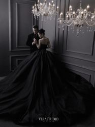 -至臻微拉婚纱摄影