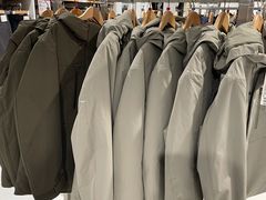 -优衣库(北京万柳华联购物中心店)