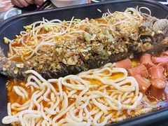 -川渝窈妹纸包鱼·齐齐哈尔烤肉