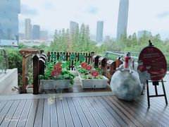 -东方明珠·可口可乐欢乐餐厅