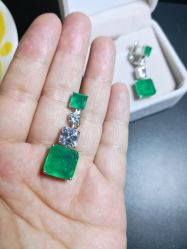 -北京七彩云南翡翠珠宝旗舰店(月坛店)