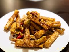 -梧桐树下(云锦世家店)