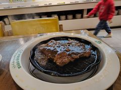 -豪约客牛排(百大奥莱店)