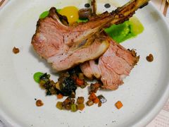香煎小羊排配普罗旺斯炖菜-娜娜家·Nana's restaurant(国金汇店)